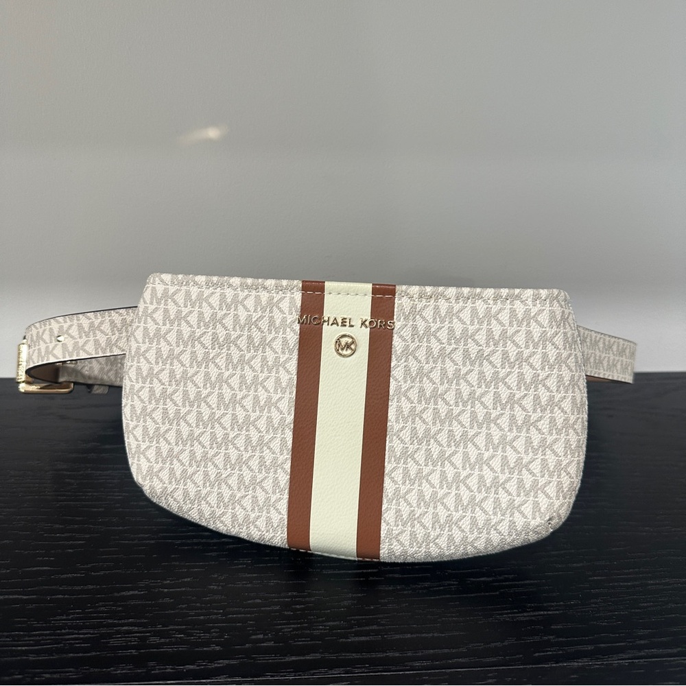 Michael Kors Belt bag